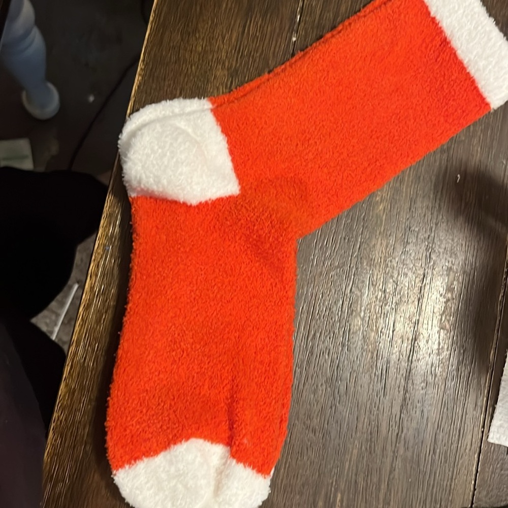 Pajama & Sock Set women Candy Can design 🎄🎄⛄️ - Picture 6 of 6